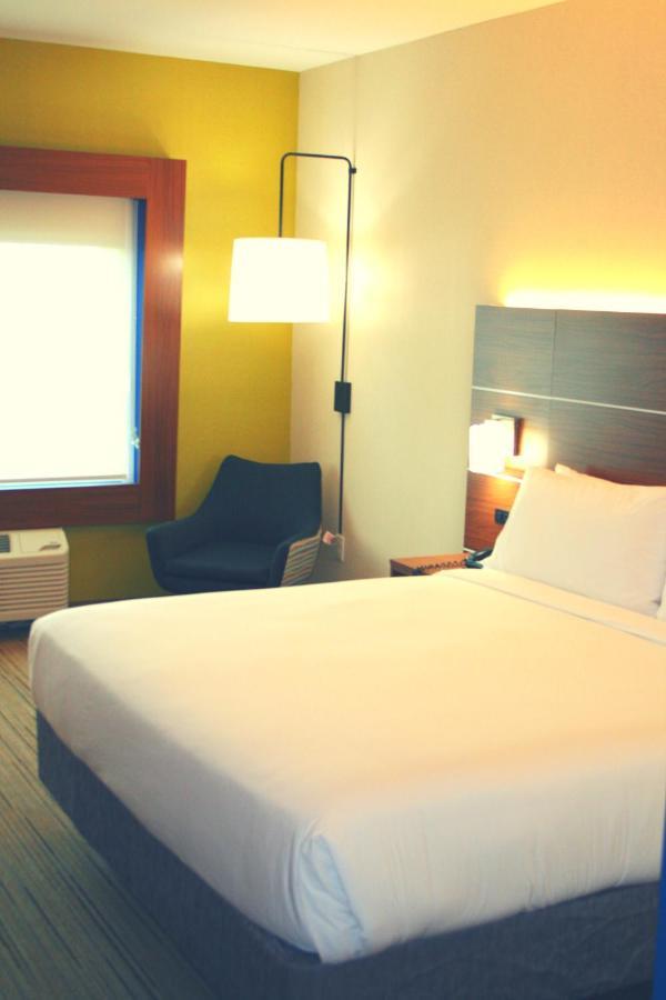 Holiday Inn Express Hotel & Suites Marina By Ihg Luaran gambar