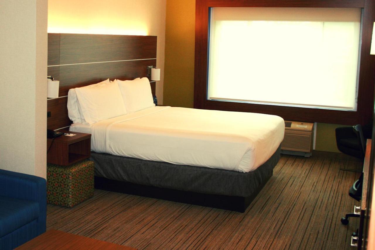 Holiday Inn Express Hotel & Suites Marina By Ihg Luaran gambar