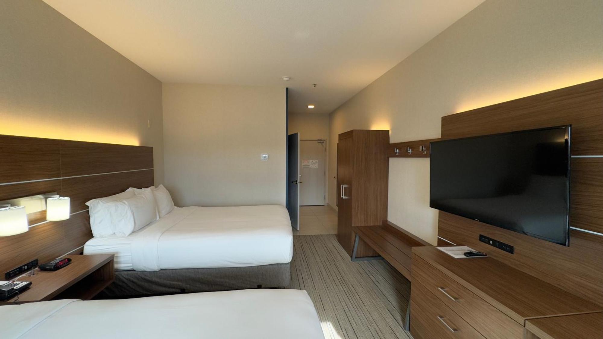 Holiday Inn Express Hotel & Suites Marina By Ihg Luaran gambar